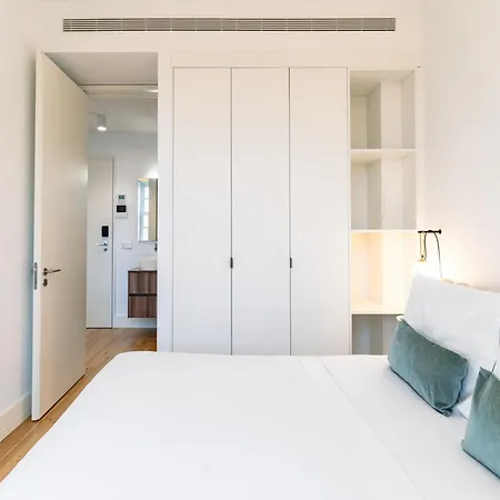 Stylish With Balcony Apartamento *